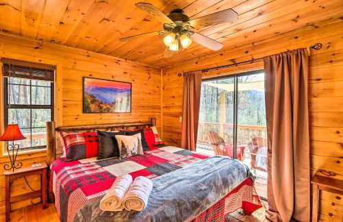 Cozy Cherry Log Cabin about 10 Mi to Mercier Orchards - Foto 15