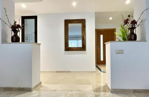 Superb 3-bed penthouse minutes drive to the beach - Foto 7