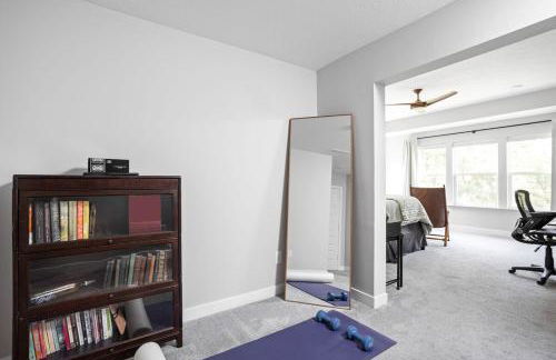 Modern 5 BR -Cul-de-sac -Hot Tub -Ping Pong - Foto 15