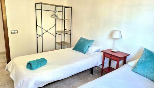 Oasis cerca de Barcelona - Photo 2