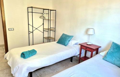 Oasis cerca de Barcelona - Photo 2