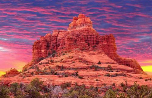 Stunning Views + Hot Tub + Location! 3 bed/3 bath - Foto 45