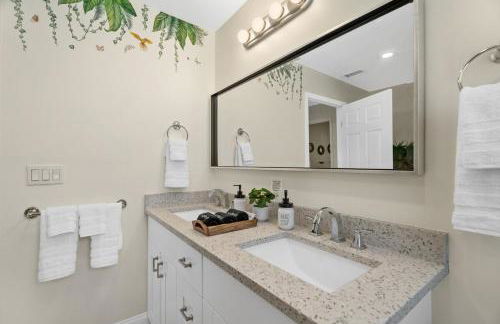 Green Oasis - Heated Pool, Mini-Golf, Ping Pong, 13 min Beach - Foto 26