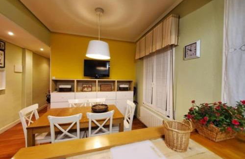 Apartamento de dos habitaciones en Bilbao - Foto 1