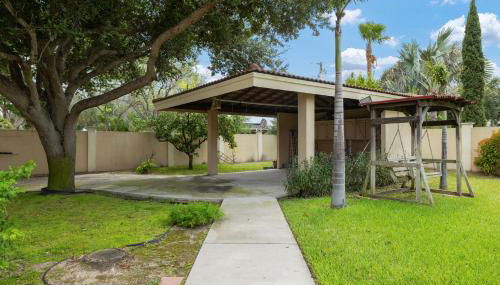 Valley Getaway! Pool House - Photo 2