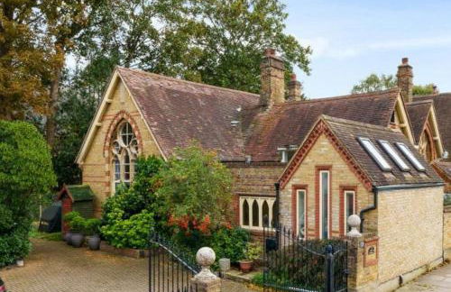 School Cottage conversion - Foto 1