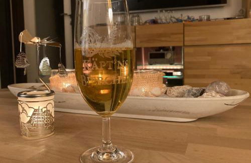 Urlaub beim Käptn! Freistehendes Premium Nordsee-Ferienhaus mit Fahrrädern, Stellplatz und Garten, 150m zur Nordsee - Foto 8