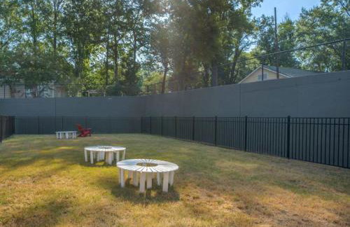 High Cotton - 3BR 3BA Condo Near UA with Pool & Gym - Foto 49