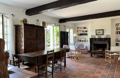 Fantastic 6 Bedroom House with stunning sea view - Foto 15