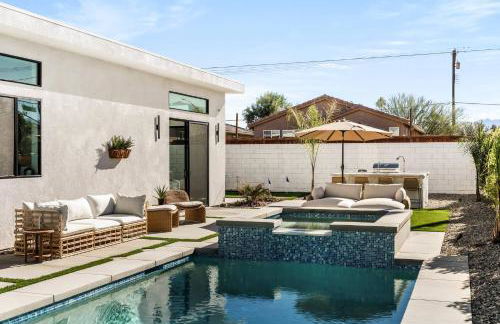 Desert Oasis: Pool, Spa, Golf Sim + EV Charger - Foto 61