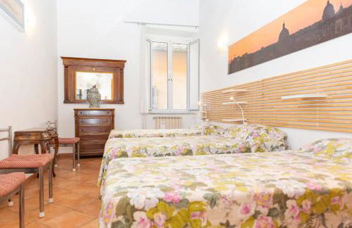 Piazza Farnese - Foto 13