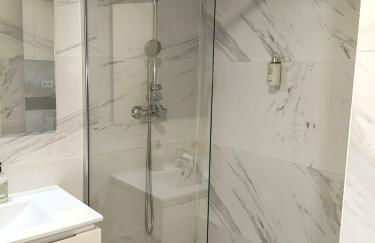 Marynton Boutique - Photo 5