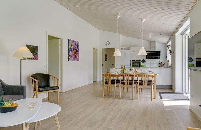 "Alona" - 250m from the sea - Photo 10