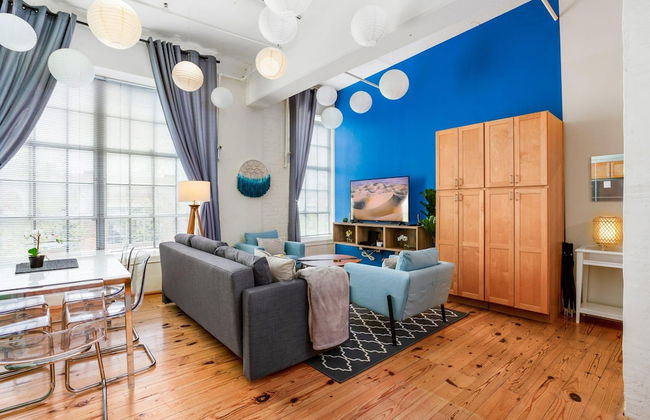 City Center Apartment, Walk Everywhere, Wifi - Photo 20