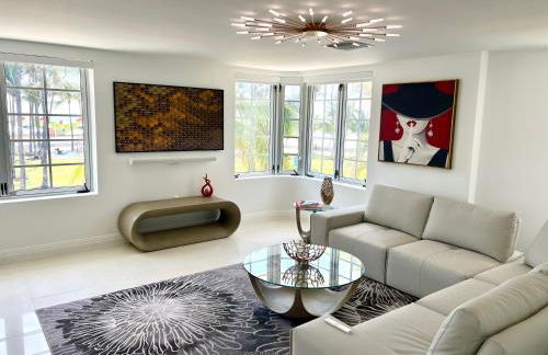 WOW! Best Location! Best Unit! New Renovated South Beach Ocean Front - Foto 19