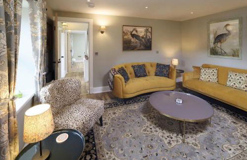 Middleton Farmhouse - Photo 5