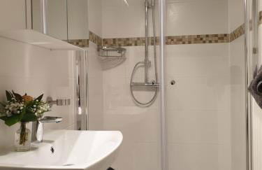 Neu Gemütliche Ferienhaus mit 3 Ferienwohnungen "Max " , " Leonore " und "Beatrice" - Foto 28