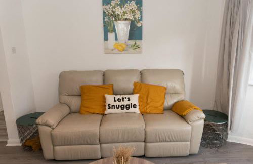 4 Bedroom Family Home In South East London - Photo 46