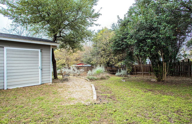 Screened-in Porch Walkable to Soco - Foto 34