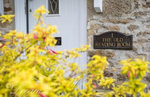 The Old Reading Room - Photo 2