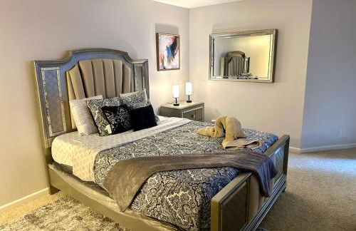 Mid-City Charm 2BR Near LAs Hotspots! - Foto 40