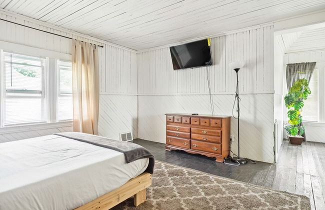 Spacious 4BR Getaway: Perfect for Family & Friends - Foto 12