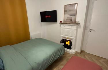 PARIS-ALESIA Super appartement 2 pièces de 39m2 - très cosy pour 1 - 5 personnes totalement refait à NEUF -ENTIRE APARTMENT LUXURIOUS AND WARM -PARIS ALESIA 14ème - Proche Aéroport Paris-Orly - Parc des Expositions Porte de Versailles FREE WIFI GRATUIT - Foto 11