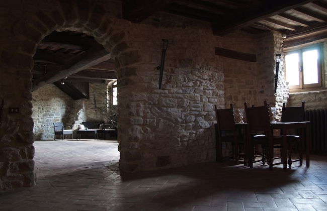 Castello di Giomici - Photo 3