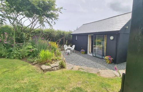 Hallegan Annexe with Private Garden and Woodland-Sofa Bed Only - Foto 4