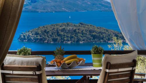 Villa Meliti - private villa with stunning seaviews, infinity pool, close to the beach - Photo 2