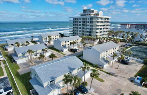 ZEN BEACH RETREAT - OCEAN VIEW TOWNHOUSE -No Drive Beach - Foto 124