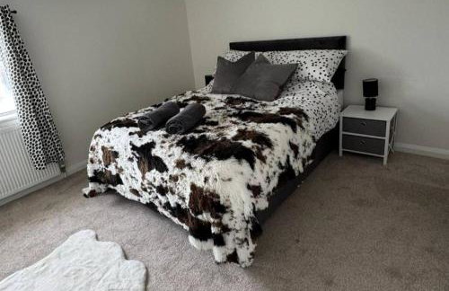 Cottage - Sleeps 4 - Pets Ok - Garden - Parking - Foto 7