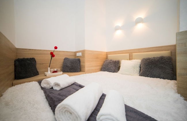 Smart Apartment Krehivska 7b - Photo 1