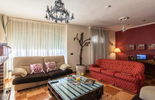 Entreacebedas rural&vacaciones, alojamientos con jardín PRIVADO, barbacoa y chimeneas - Foto 22