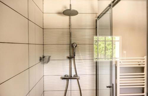 Villa Quatreal Piscine privée, chauffée - Foto 23