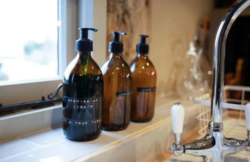 The Byre - Beautiful Contemporary Barn - Hot Tub - Foto 24