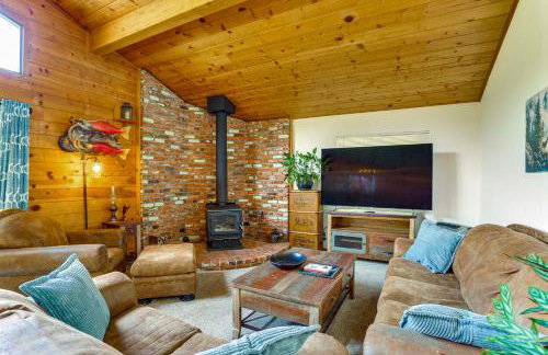 Scenic Riverfront Escape with Sauna in Junction City - Foto 3