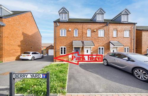 3 BedRoom house, Sleeps 6 with Full Kitchen, Garden and Free Parking - FREE Wi-Fi near Milton Keynes Bowl - Foto 40