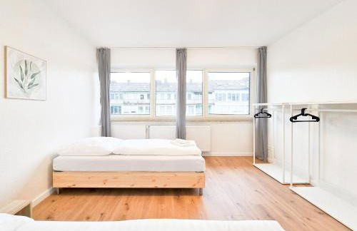 Tolstov Apartments - City Apartment with 5 Rooms - 15 Min Messe DUS & 10 Min Old Town DUS - Foto 9