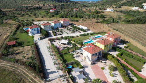 Iridia Resort Villas - Foto 1