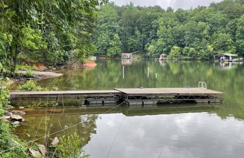 Romantic Cabin, Hot Tub, Lake Access, OutdoorLiving! - Foto 52