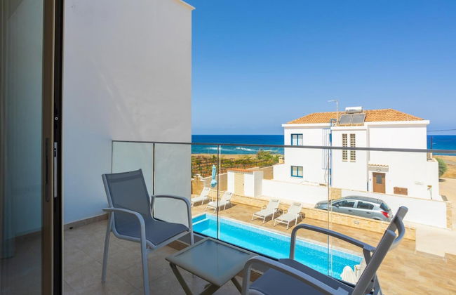 Villa Diana Seaside in Pomos - Foto 15