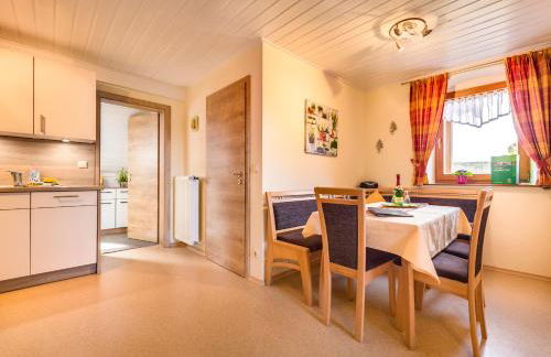 Bartlhof-Ferienwohnungen-Zimmer - Foto 19