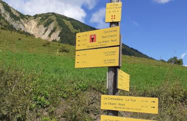 appartement gentiane 4personnes dans gite "la maison d'augustin" classé 3 étoiles,la tour,73530 st jean d'arves - Foto 53