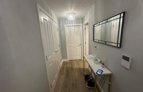 Lovely 2 bedroom 2 bathroom Apartment - Photo 10