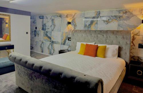 1-Bed Apartment - Sleeps 2 Wifi & Central - Photo 8