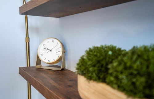 Three BR near MetLife - Pet Friendly with Parking - Foto 14