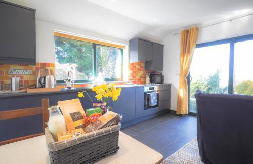 Y Gegin Fach Cardigan - Photo 6