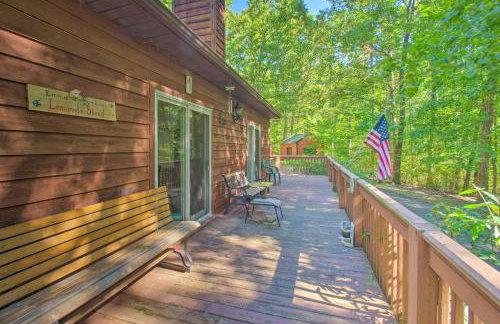 Peaceful New Market Cabin with Deck and Fire Pit! - Foto 22