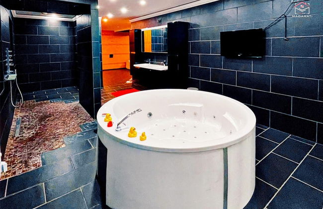 Escape to Pottum Luxury Villa - Foto 11